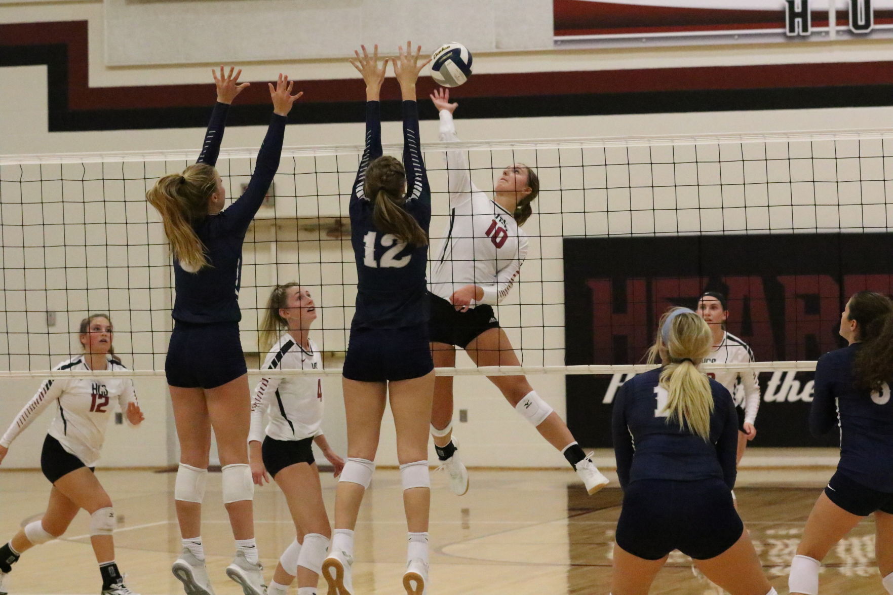 Cross County vs. Heartland volleyball 44.JPG
